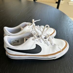 Nike Kids Shoes White and Black